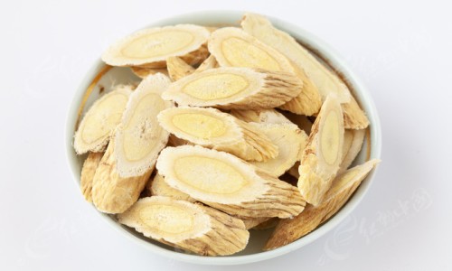 香蕉加冰糖煮水喝有什么功效-香蕉加冰糖有哪些功效网-分享香蕉加冰糖有哪些功效和作用，香蕉加冰糖功效与作用知识库